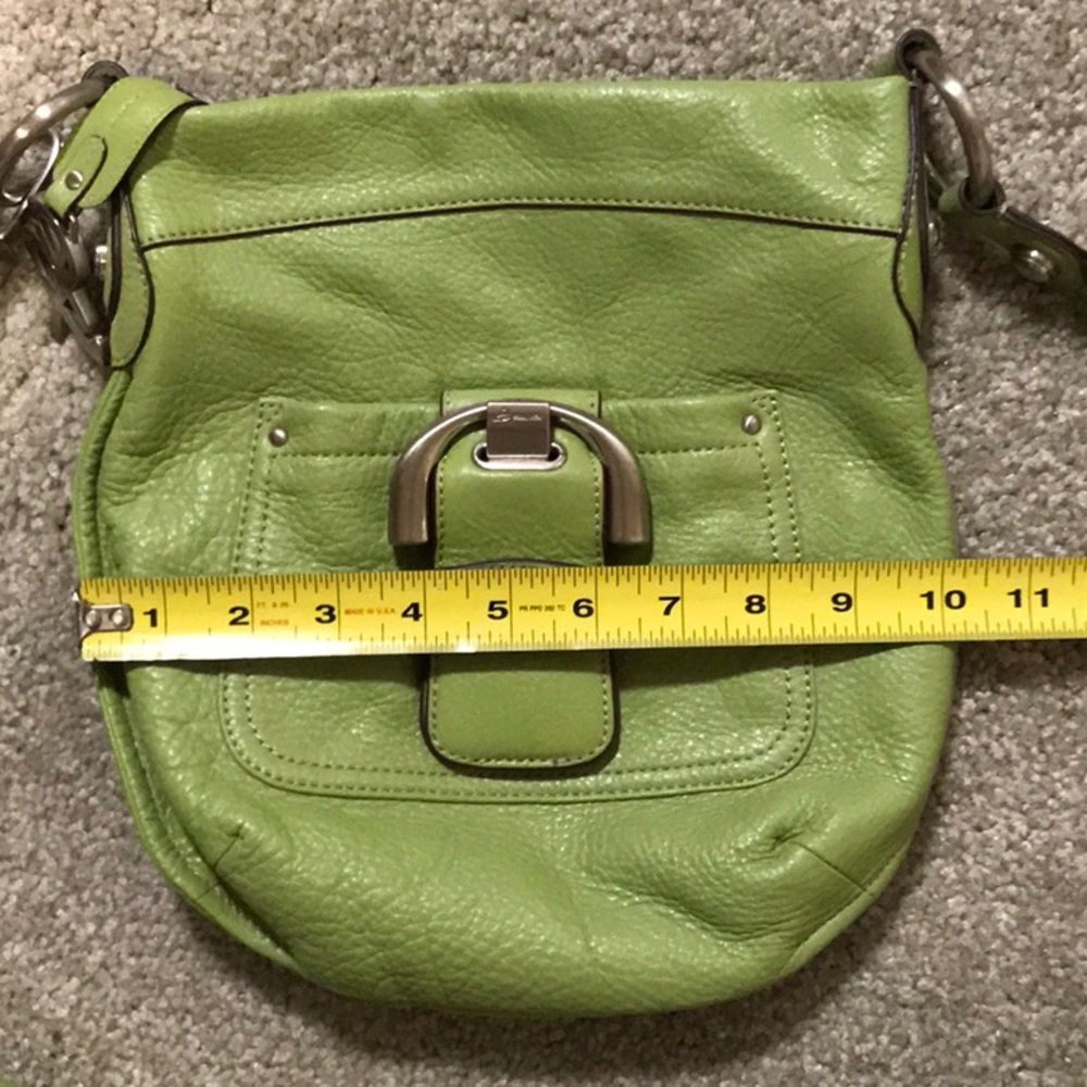 Like new B Makowky shoulder cross body bag purse - lime green - Picture 7 of 8